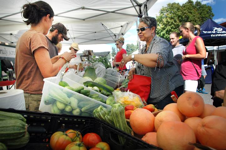 Camas Farmer’s Market set to open June 1