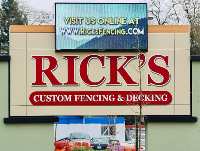 Rick’s Custom Fencing & Decking sign
